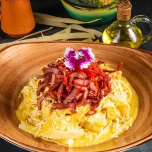 Fetuccine en salsa de cocona